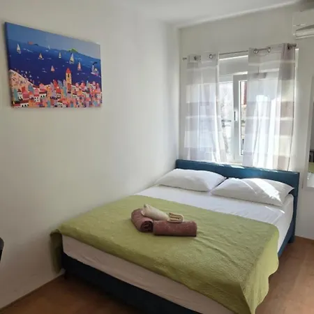 Apartment And 2 Walls Zadar
