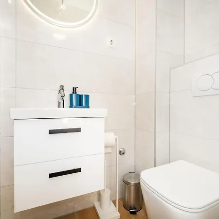 And 2 Walls Appartement Zadar