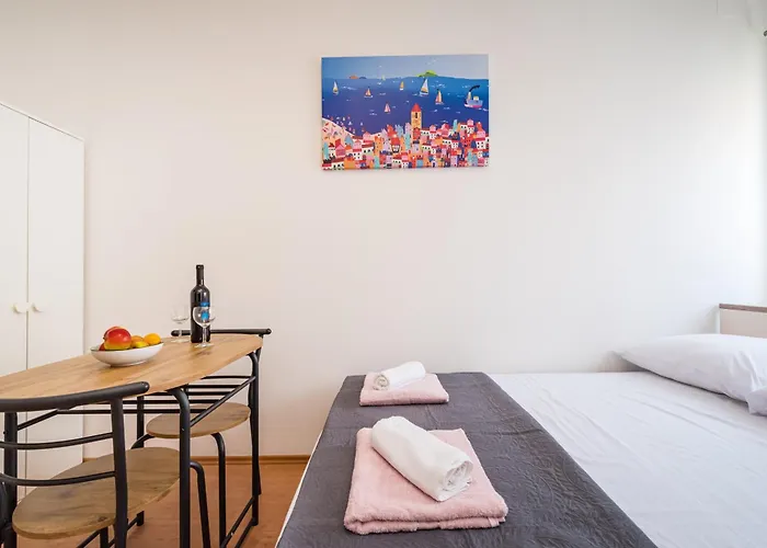 Apartmán And 2 Walls Zadar